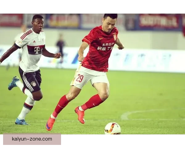 阿拉巴防守能力持续提升，成为球队后防线的稳固支柱