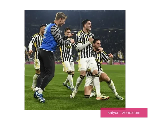 意甲中，尤文图斯迎来状态回暖，球队复兴之路逐步显现。