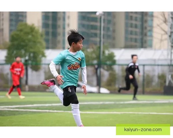 足球青训系统在提升球员素质与竞争力方面的趋势分析